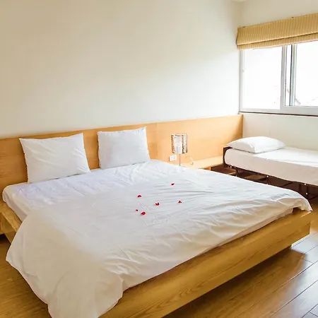 Hanoi Westlake Phuong Anh Hotel